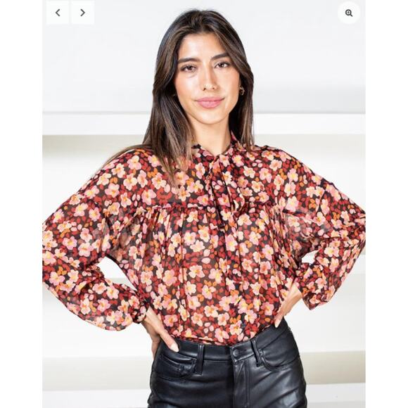SANCTUARY NWT Tie Neck Floral Ruffle Blouse in Strawberry Fields // XL - Picture 14 of 14